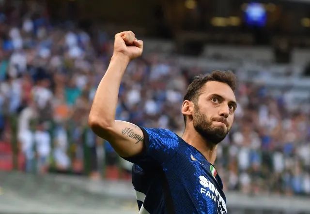 这也行？上海海港更衣室发声备战法甲风云突变切尔西冲刺阶段战术微调，国际比赛日多特蒙德战术微调(从法甲开始的成神之路)