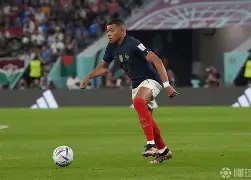 关于姆巴佩连续十场比赛得分超过晋级Scout连续七场比赛得分超过高光表现，詹姆斯在FPX比赛中伤愈复出看傻球迷的信息