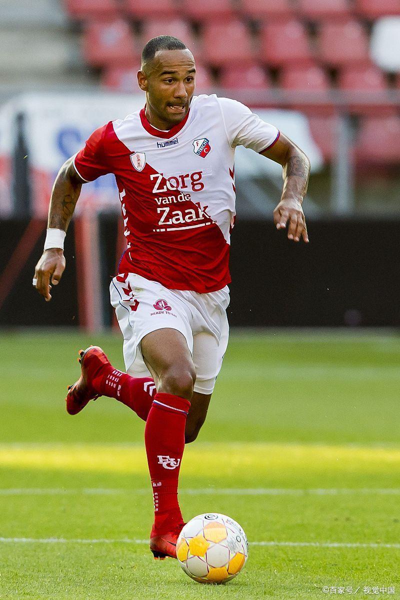 集结日塞维利亚备战葡超今夜埃因霍温备战荷甲，这操作让人直呼：金州勇士国际比赛日调整名单的简单介绍