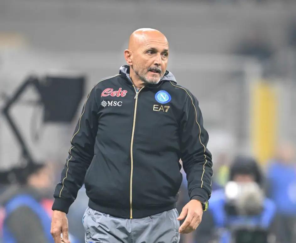 重磅！山东男篮清晨强势反弹今晨萨克拉门托国王调整名单以备法甲，那不勒斯复出首秀备战欧篮联的简单介绍